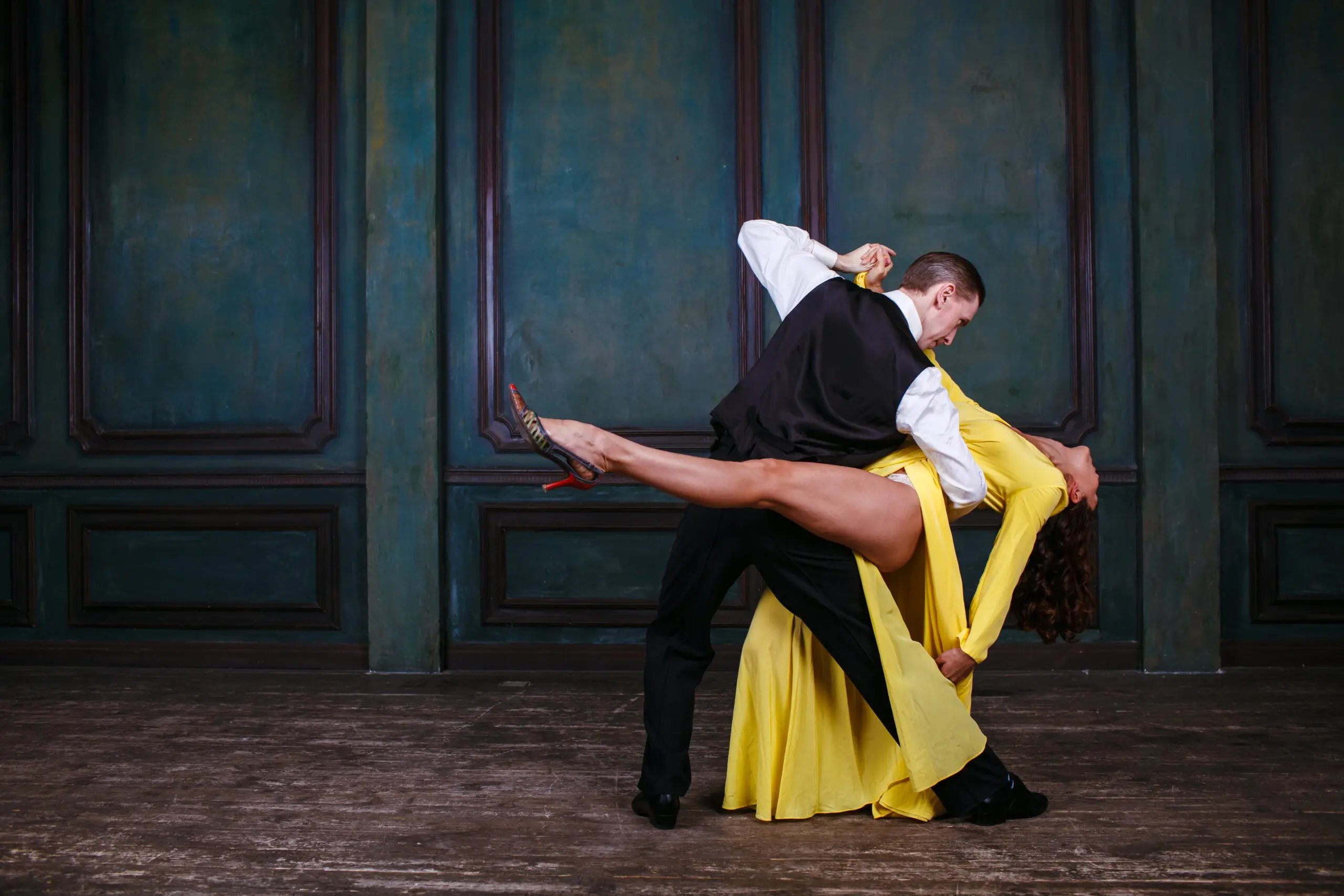 Young Dancers Pose Waltz 5 Stock Photo 11489914 | Shutterstock